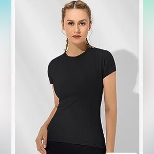 Loovoo Sports top